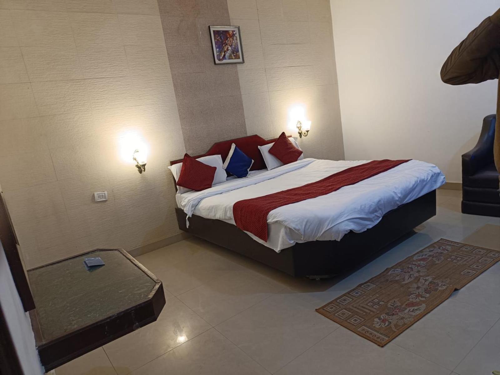 Wisma tamu Vishu Premium